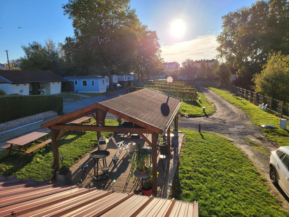 Camping Le Brochet Péronne Exteriér fotografie